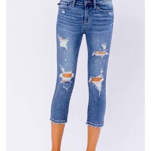 Judy Blue Mid Rise Skinny Capti